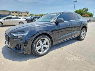 AUDI Q8 PREMIUM PLUS