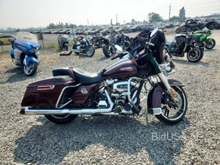 HARLEY-DAVIDSON FLHTCU