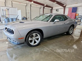 DODGE CHALLENGER SXT