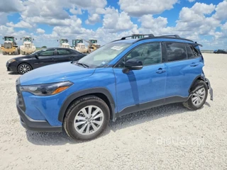 TOYOTA COROLLA CROSS LE