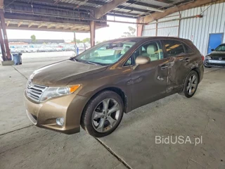 TOYOTA VENZA AWD V6
