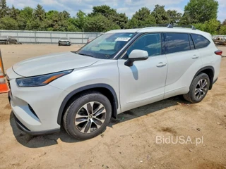 TOYOTA HIGHLANDER XLE