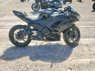 KAWASAKI EX650 R