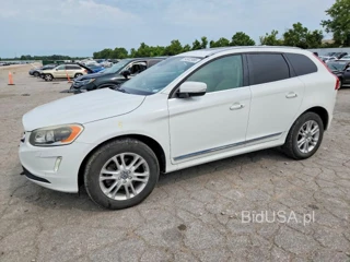 VOLVO XC60 T5 PLATINUM