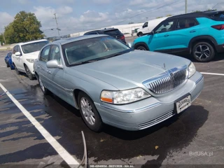 LINCOLN LINCOLN TOWN CAR