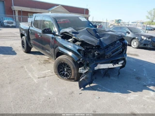 TOYOTA TOYOTA TACOMA SR5