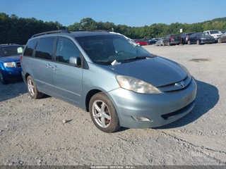 TOYOTA TOYOTA SIENNA XLE