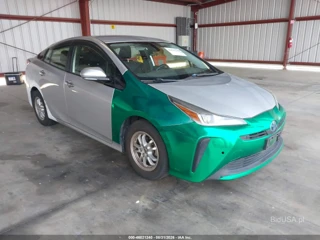 TOYOTA TOYOTA PRIUS LE