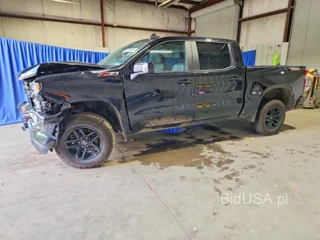 CHEVROLET SILVERADO K1500 LT TRAIL BOSS