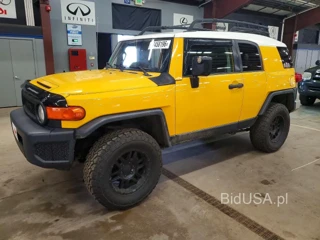 TOYOTA FJ CRUISER BASE