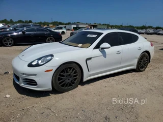 PORSCHE PANAMERA 2