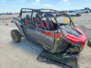 POLARIS RZR XP 4 1000 ULTIMA