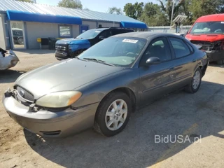 FORD TAURUS SE