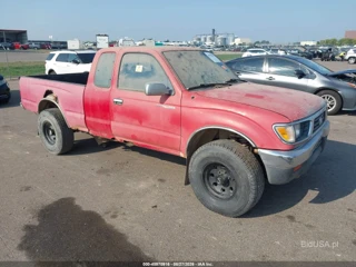 TOYOTA TOYOTA TACOMA XTRACAB SR5