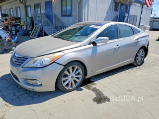 HYUNDAI AZERA BASE