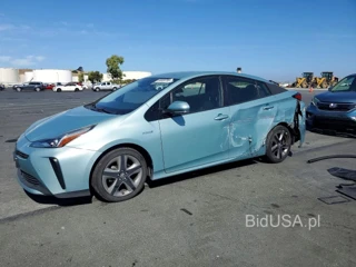 TOYOTA PRIUS XLE