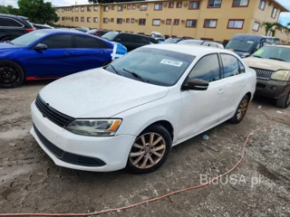 VOLKSWAGEN JETTA SE