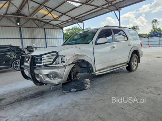 TOYOTA SEQUOIA SR5