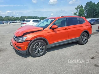 VOLKSWAGEN TIGUAN SE