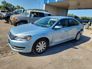 VOLKSWAGEN PASSAT S