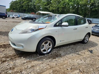 NISSAN LEAF SV