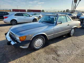 MERCEDES-BENZ 560 SL