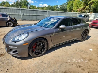 PORSCHE PANAMERA 2