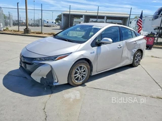 TOYOTA PRIUS PRIME LE