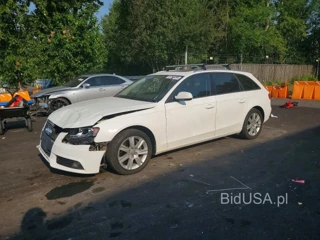 AUDI A4 PREMIUM