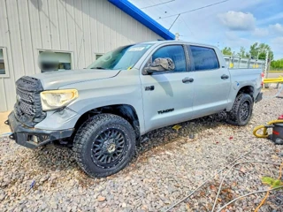 TOYOTA TUNDRA CREWMAX SR5