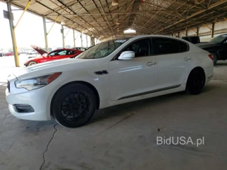 KIA K900 LUXURY