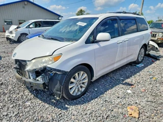 TOYOTA SIENNA XLE 7-PASSENGER