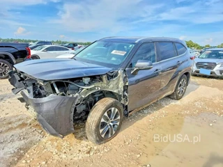 TOYOTA HIGHLANDER XLE