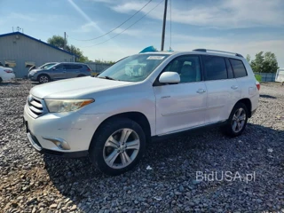 TOYOTA HIGHLANDER LIMITED