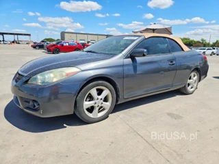 TOYOTA CAMRY SOLARA SLE V6