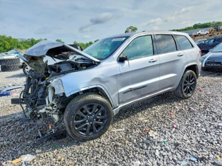 JEEP GRAND CHEROKEE LAREDO