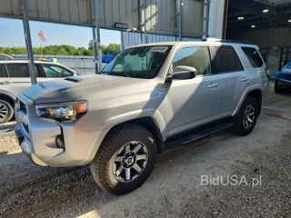 TOYOTA 4RUNNER TRD OFF-ROAD