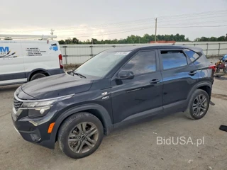 KIA SELTOS LX