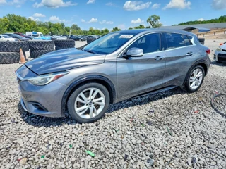 INFINITI QX30 BASE