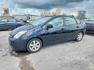 TOYOTA PRIUS BASE