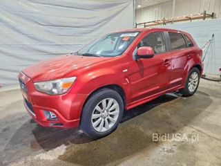 MITSUBISHI OUTLANDER SPORT SE