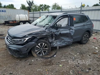 VOLKSWAGEN TIGUAN S