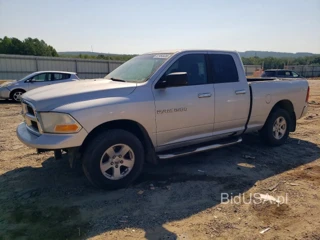 DODGE RAM 1500 SLT