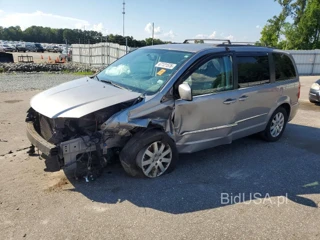 CHRYSLER TOWN & COUNTRY TOURING
