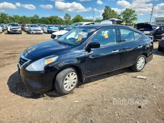 NISSAN VERSA SV