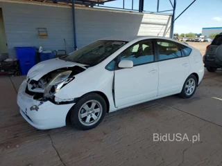 TOYOTA PRIUS BASE