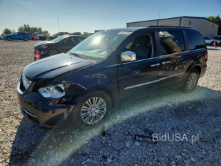 CHRYSLER TOWN & COUNTRY TOURING L