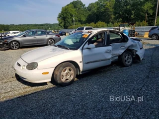 FORD TAURUS SE