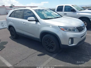 KIA KIA SORENTO LX