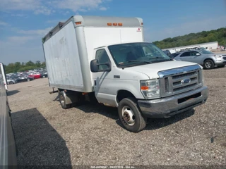 FORD FORD E-450 CUTAWAY